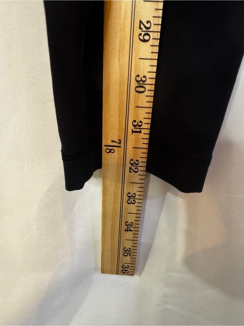 lululemon athletica Black ladies  Leggings with White orangetheory Logo Accent - Picture 6 of 6